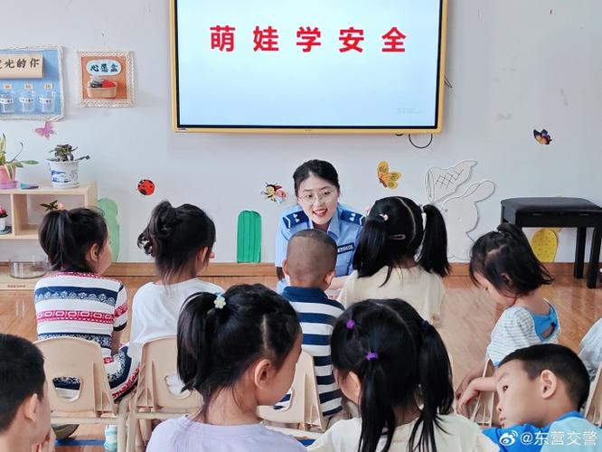 岳池翔凤幼儿园开展多项安全及教育活动，助力孩子成长