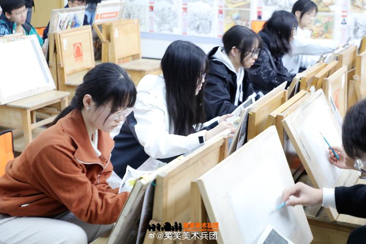 武汉美术集训画室哪家好__辽宁美术生集训画室排名
